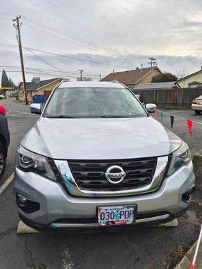 2018 Nissan Pathfinder SL