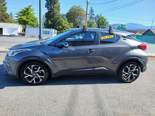 Magnetic Gray Metallic 2018 Toyota C-HR XLE Sport Utility 4D