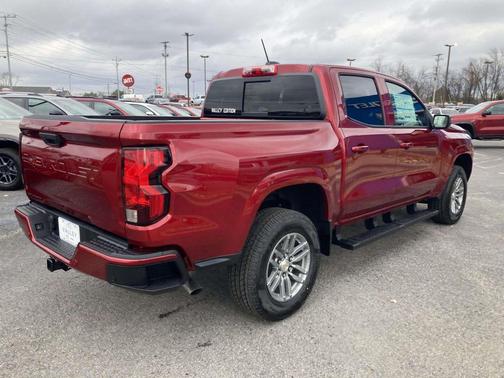 Radiant Red Tintcoat 2026 Chevrolet Colorado LT