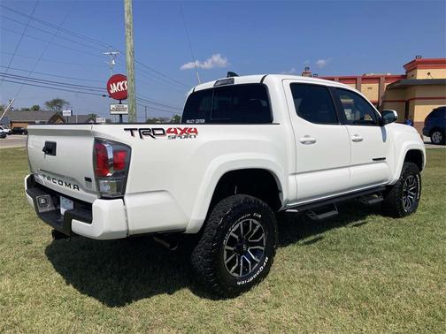 2021 Toyota Tacoma TRD Sport