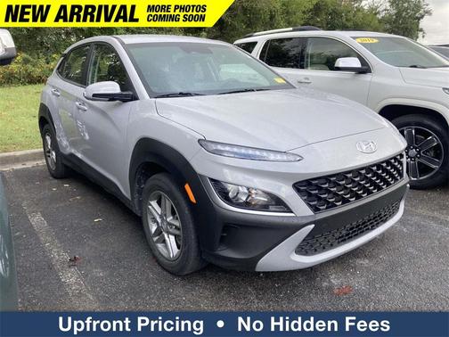 2023 Hyundai KONA SE