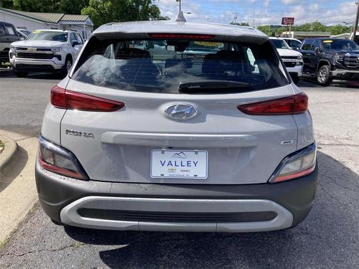 2023 Hyundai KONA SE