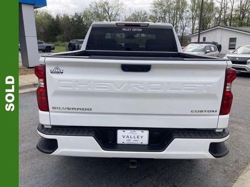 Summit White 2023 Chevrolet Silverado 1500 Custom