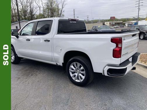 Summit White 2023 Chevrolet Silverado 1500 Custom