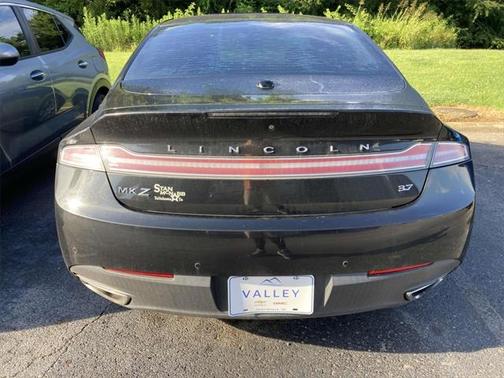 2015 Lincoln MKZ Base