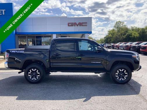 2023 Toyota Tacoma TRD Off-Road