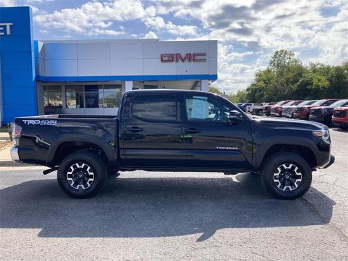 2023 Toyota Tacoma TRD Off-Road