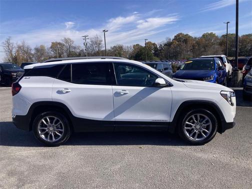 2022 GMC Terrain SLT