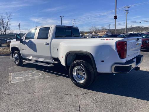 2026 Chevrolet Silverado 3500 LT