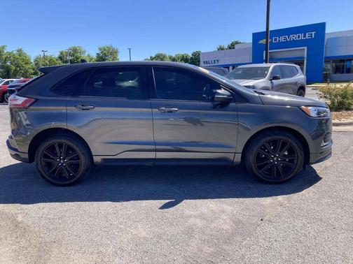 Magnetic 2020 Ford Edge ST