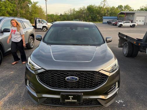 Magnetic 2020 Ford Edge ST