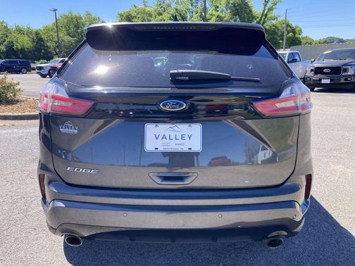 Magnetic 2020 Ford Edge ST