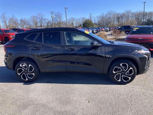 2025 Chevrolet Trax FWD 2RS