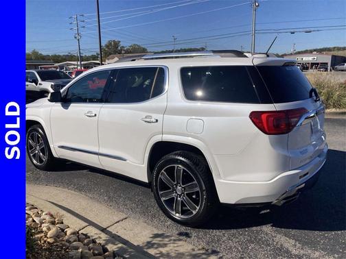 2019 GMC Acadia Denali