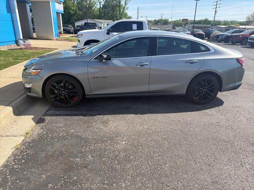2025 Chevrolet Malibu FWD 2LT