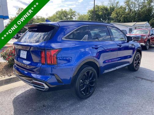 2022 Kia Sorento SX