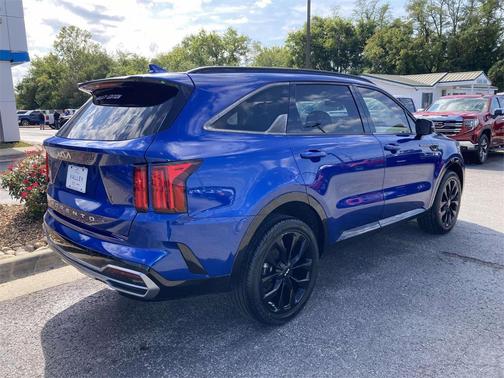 2022 Kia Sorento SX