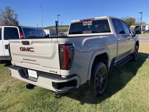 2026 GMC Sierra 2500 AT4