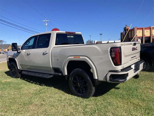 2026 GMC Sierra 2500 AT4