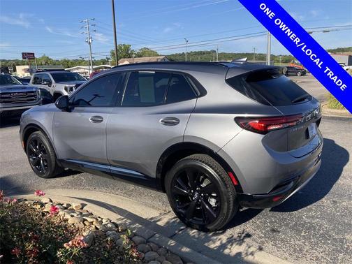 2022 Buick Envision FWD Essence