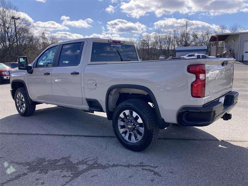 2026 Chevrolet Silverado 2500 Custom
