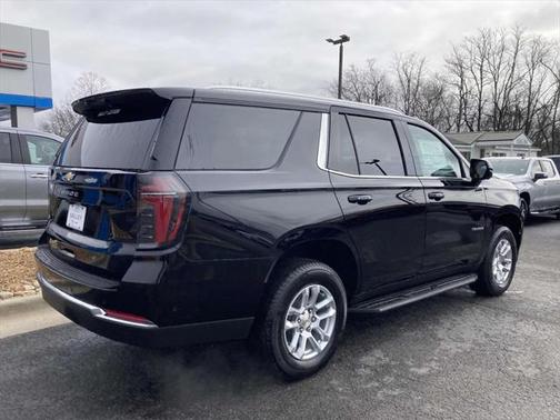 2025 Chevrolet Tahoe LS
