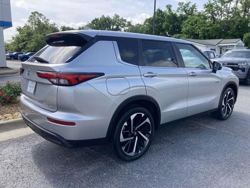 2023 Mitsubishi Outlander PHEV SE S-AWC