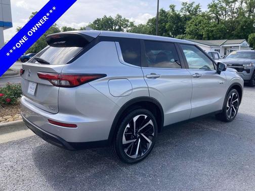 2023 Mitsubishi Outlander PHEV SE S-AWC