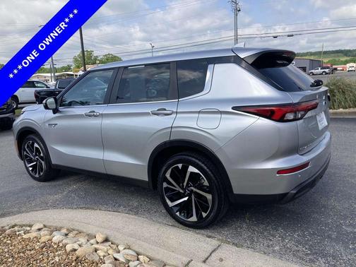 2023 Mitsubishi Outlander PHEV SE S-AWC