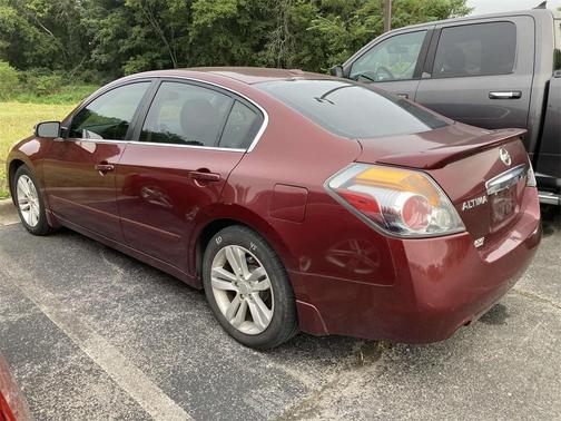 2010 Nissan Altima 3.5 SR