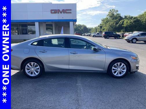 Sterling Gray Metallic 2023 Chevrolet Malibu FWD 1LT