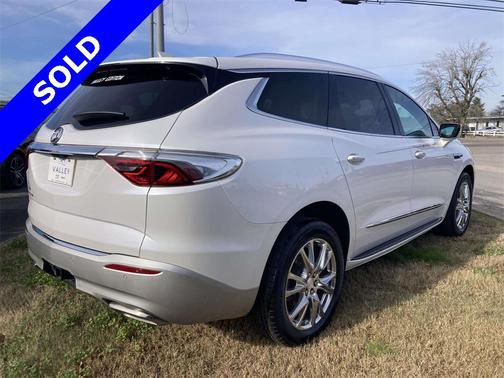 2022 Buick Enclave FWD Premium