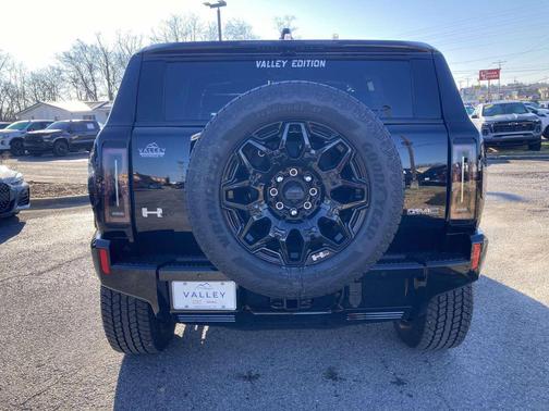 2026 GMC HUMMER EV SUV 2X