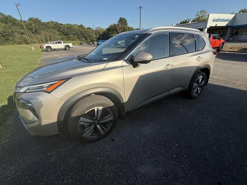 2024 Nissan Rogue SL