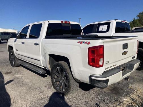 2017 Chevrolet Silverado 1500 High Country