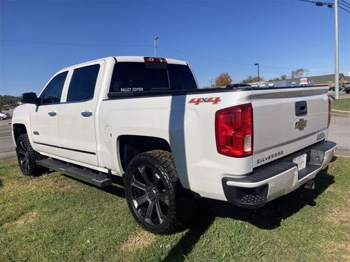 2017 Chevrolet Silverado 1500 High Country
