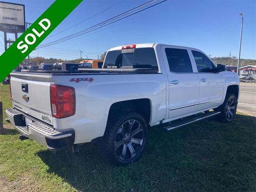 2017 Chevrolet Silverado 1500 High Country