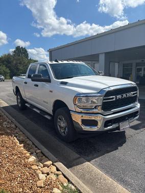 2020 RAM 2500 Tradesman Crew Cab 4X4 6'4' Box