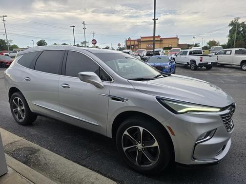2022 Buick Enclave FWD Essence