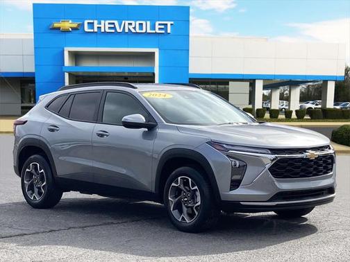 2024 Chevrolet Trax LT