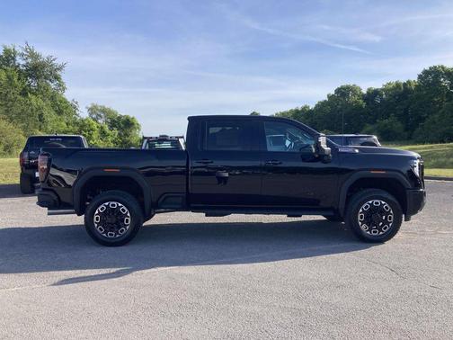 Onyx Black 2026 GMC Sierra 3500 AT4
