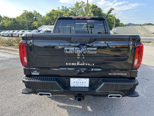 Onyx Black 2026 GMC Sierra 1500 Denali Ultimate