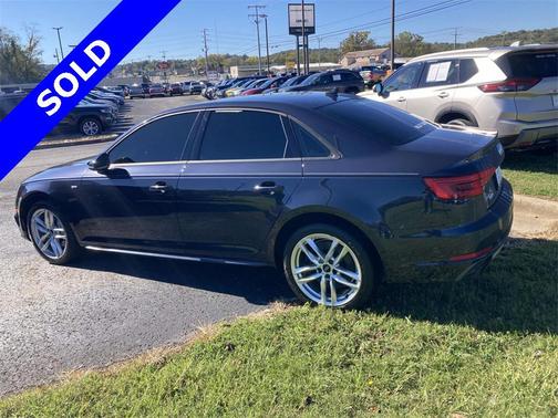 2017 Audi A4 Season of Audi Premium