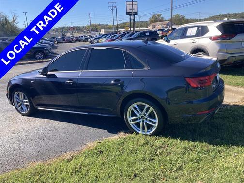 2017 Audi A4 Season of Audi Premium