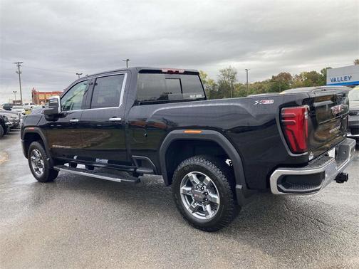 2026 GMC Sierra 2500 SLT