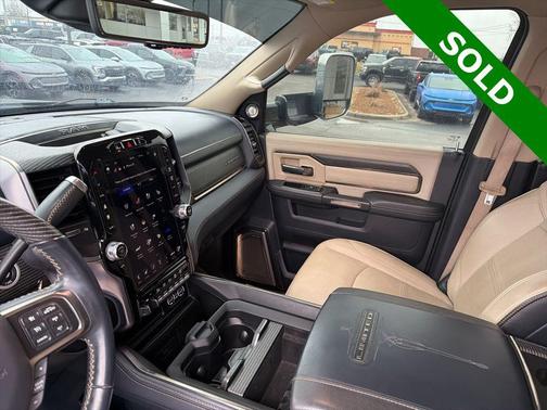 2021 RAM 3500 Limited Mega Cab 4x4 6'4' Box