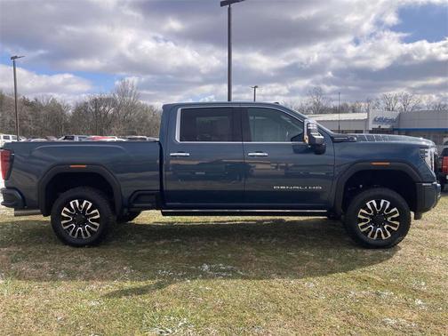 2025 GMC Sierra 2500 Denali Ultimate
