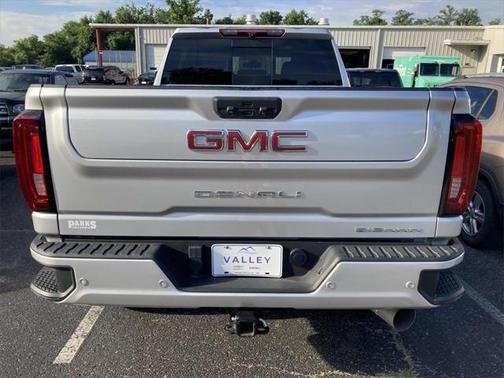 2023 GMC Sierra 2500 Denali