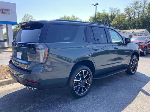 2026 Chevrolet Tahoe 2WD RST