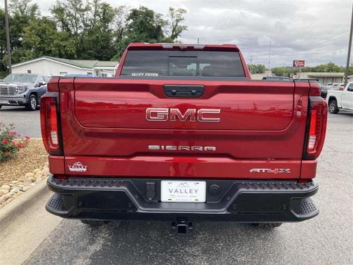 2025 GMC Sierra 1500 AT4X